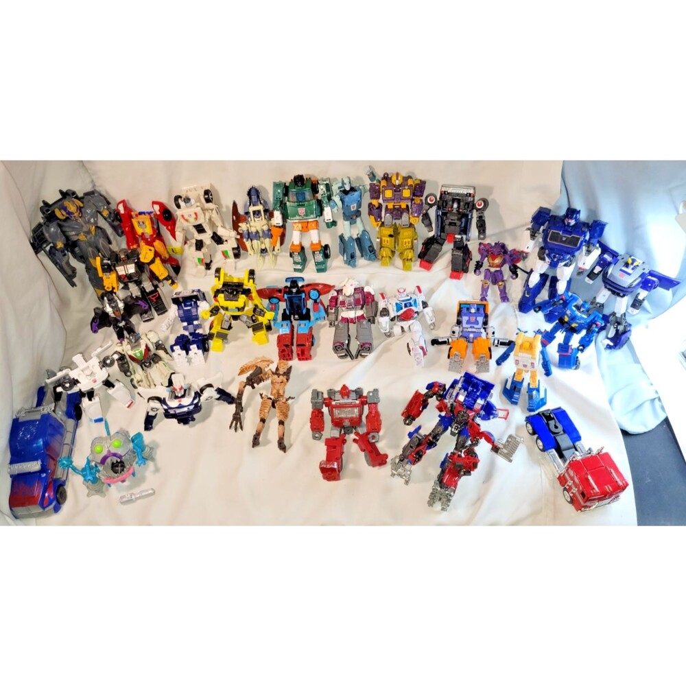Big Transformers Figure Lot (30 Loose Figures) – Generations, Studio Series, etc